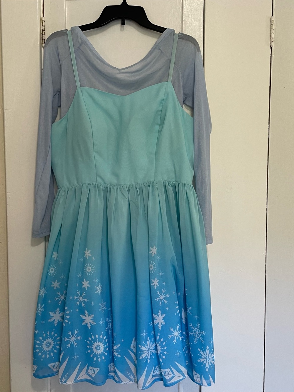 Hot Topic Disney Frozen Elsa dress with removable shirt size large